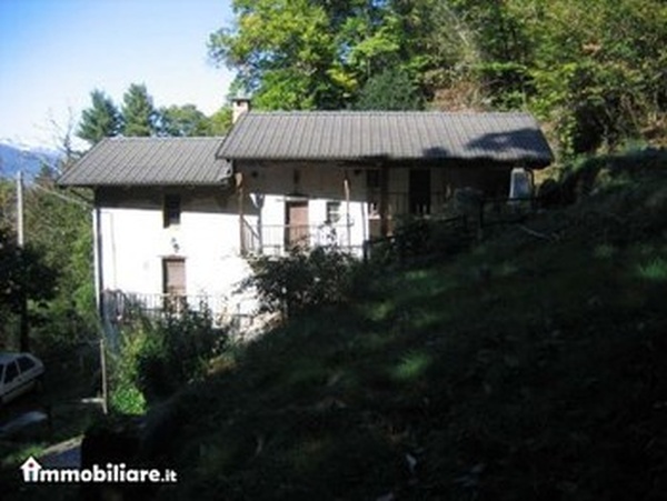 Click here for full details of this property for sale in Val Argentina, Italy.